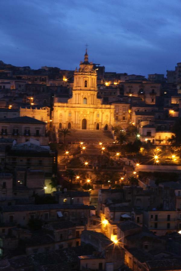 La Casa Di Pina Modica Exterior foto